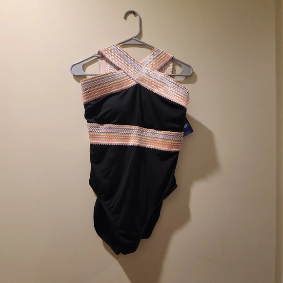 NWT Hilor women's one piece swimwear halter sz.M (8-10) - Picture 2 of 9